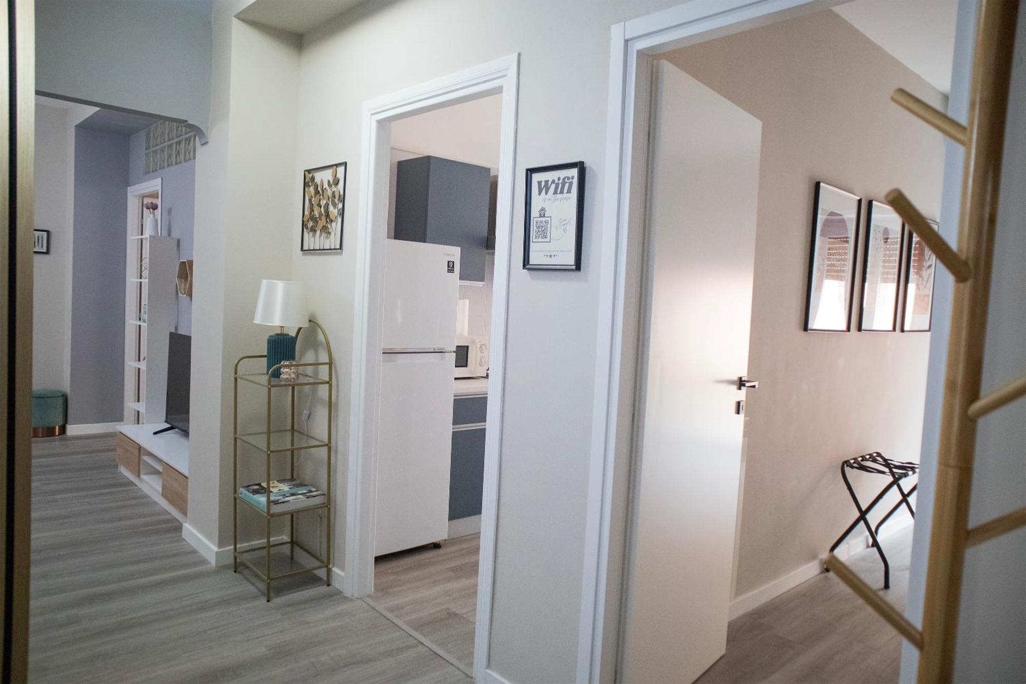 Sara'S Home - Modern Apartment Near Metro, Perfect For Families And Groups In Rzym Zewnętrze zdjęcie