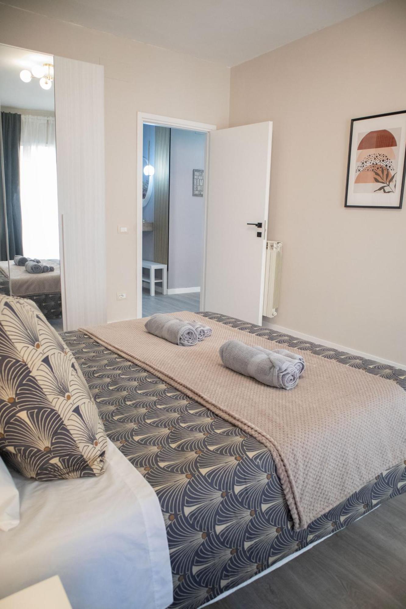 Sara'S Home - Modern Apartment Near Metro, Perfect For Families And Groups In Rzym Zewnętrze zdjęcie